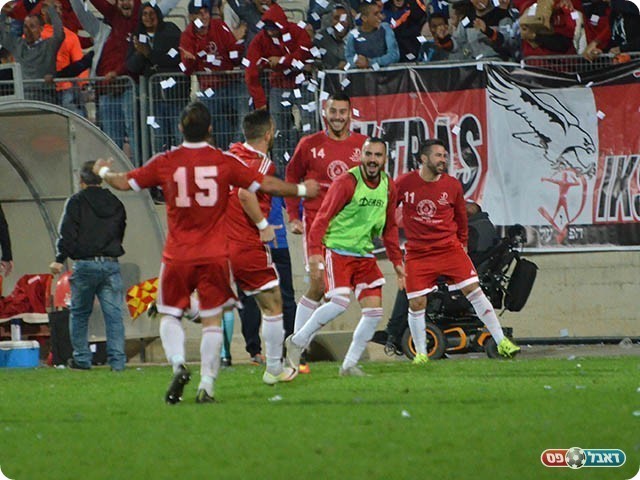 הספסל של איכסל בטירוף (אבי רביבו)